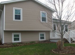 1423 Peachtree Dr, Ashland, OH 44805