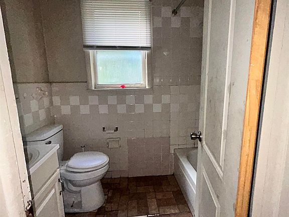5th image of 1368 Bridier St