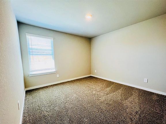5th image of 29310 Pikes Peak Dr