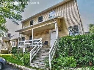 107 Summit St APT B, Charlottesville, VA 22903