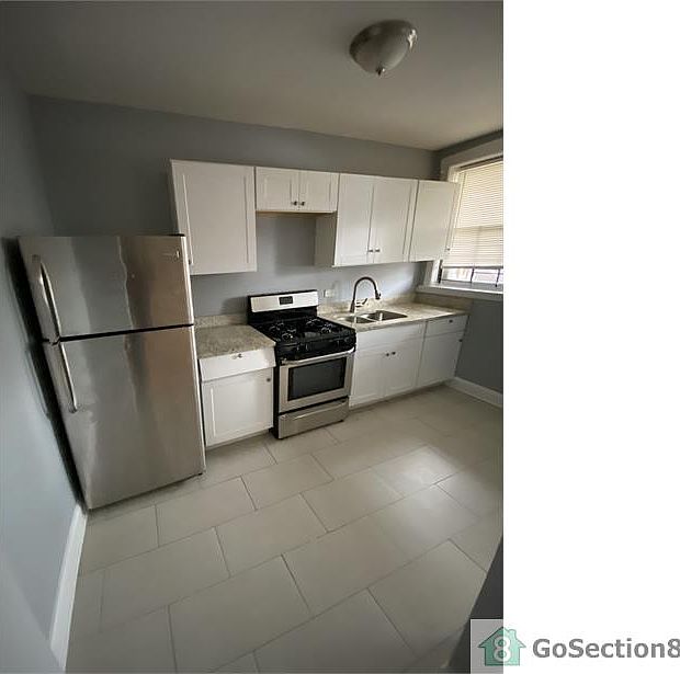 1st image of 6625 S Greenwood Ave #2