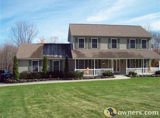 Mount Cobb Rd, Jefferson, PA 15344