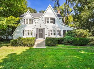 3040 Vincent Rd, Stow, OH 44224