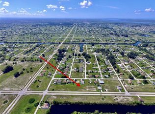 2508 Diplomat Pkwy W, Cape Coral, FL 33993