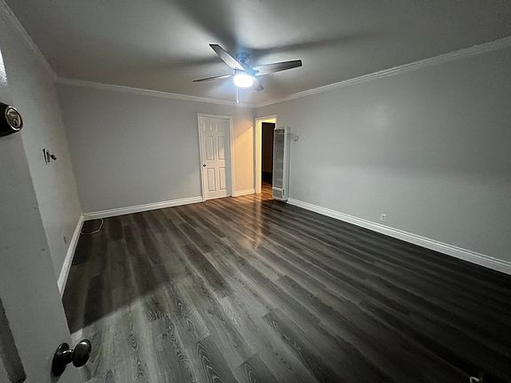 3rd image of 3427 W 187th Pl