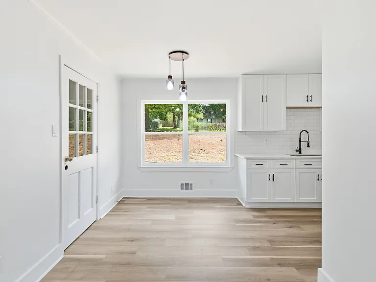 3201 Hopkins Rd — Photo 10
