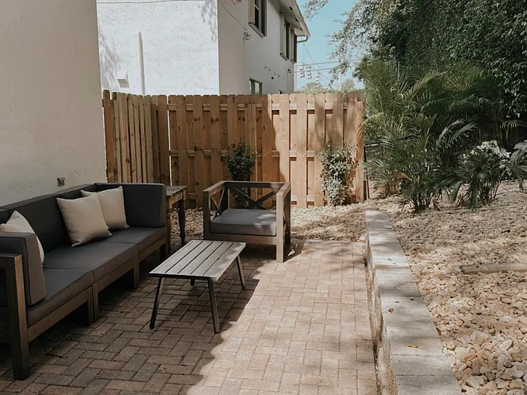 13531 Fountain View Blvd — Photo 23
