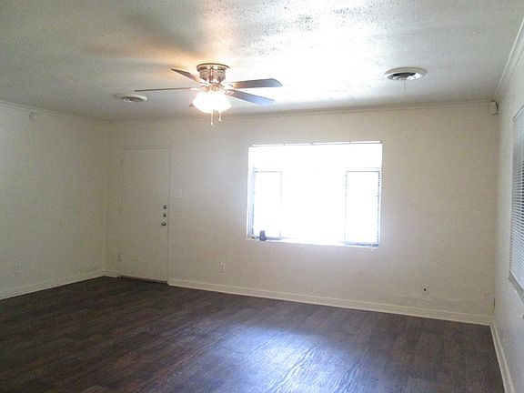 4th image of 5936 Malvey Ave