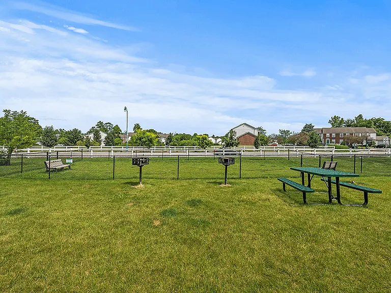 Resident Grill and Picnic Areas