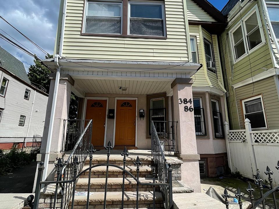 1st image of 384 Sanford Ave Floor 1