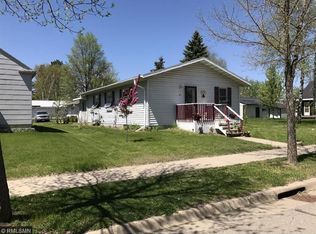 421 6th St SE, Staples, MN 56479