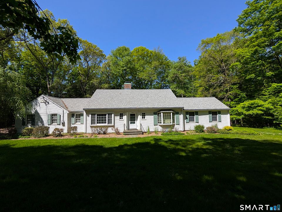 1st image of 117 Crest Road