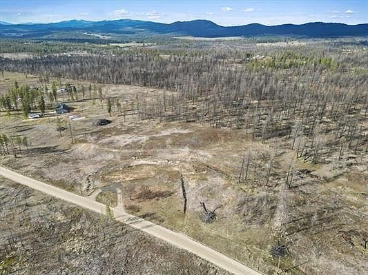 3rd image of 15015 E Eistrup Rd