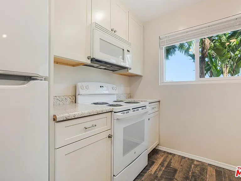 6475 Kanan Dume Rd — Photo 5