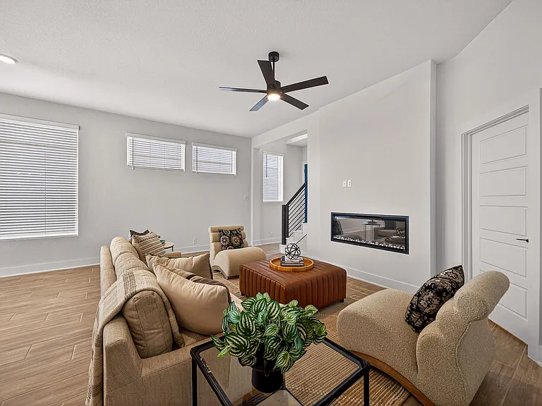20675 Huebner Rd #527 — Photo 8