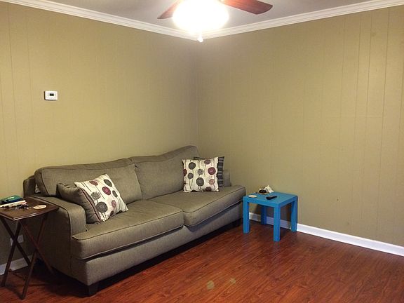 3rd image of 513 Wilson St Unit 9
