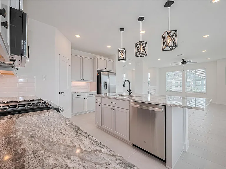 7746 Meadow Mouse Ln — Photo 2