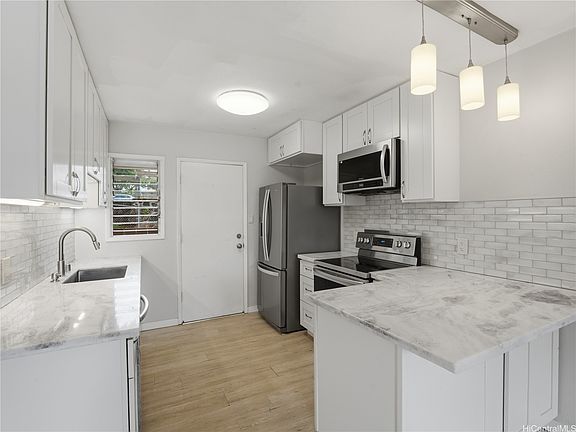 4th image of 98-1395 Hinu Pl #95