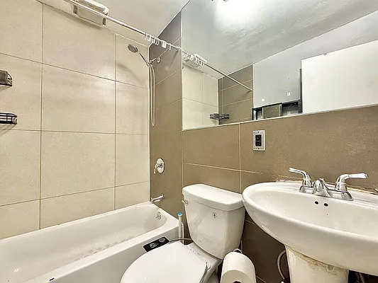 Rented by Doorway NYC, LLC | media 8