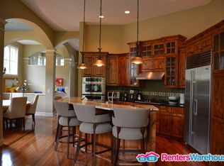 8775 Lake Riley Dr, Chanhassen, MN 55317