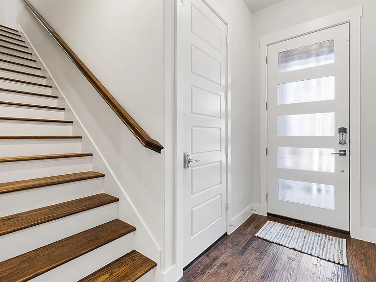 7848 Minglewood Ln — Photo 24