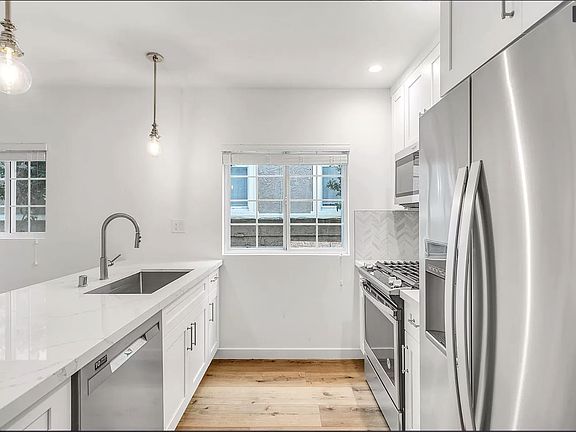 4th image of 24 Breeze Ave #4