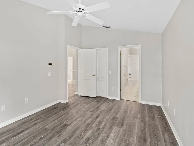 11111 Lakeside Vista Dr — Photo 37