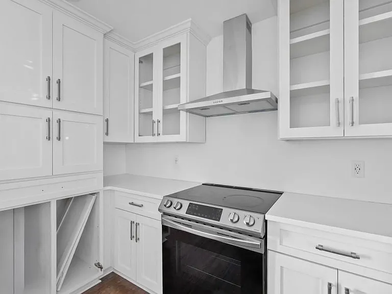 1744 Woodcliff Pl — Photo 13