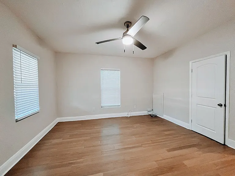 4106 W Arch St — Photo 12