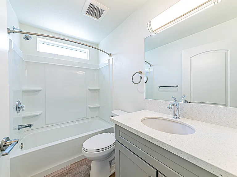 5912 Satsuma Ave #1 — Photo 10