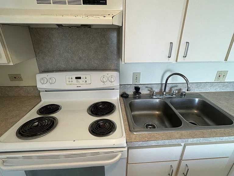 909 Ala Nanala St #1101 — Photo 4