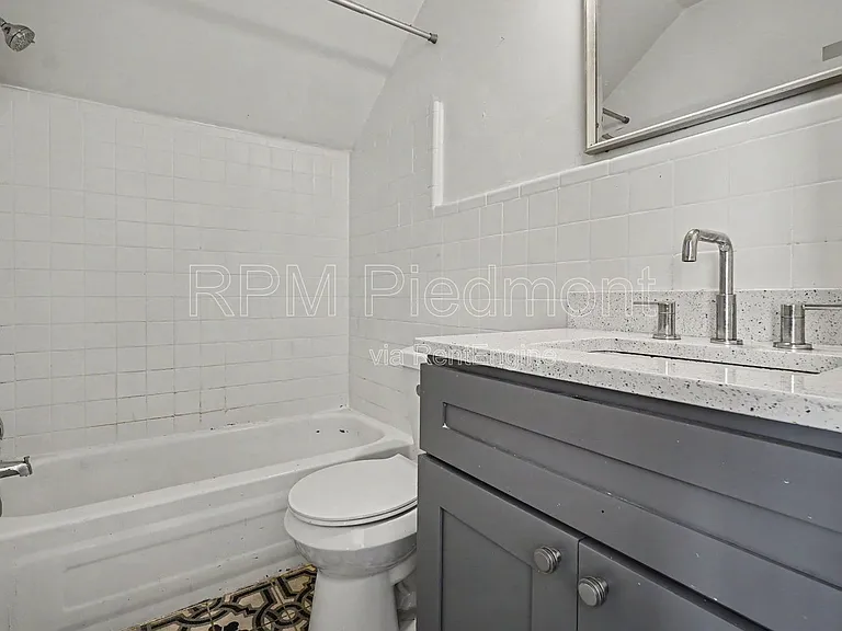 931 Oglethorpe Ave SW — Photo 15