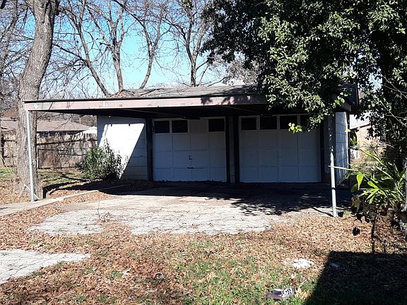 3rd image of 219 Riverdale Dr