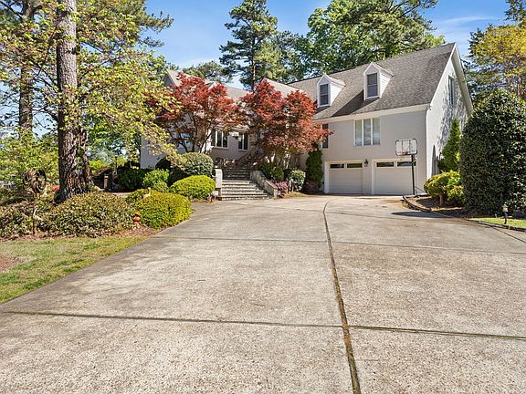 5th image of 1216 Lawrence Grey Dr