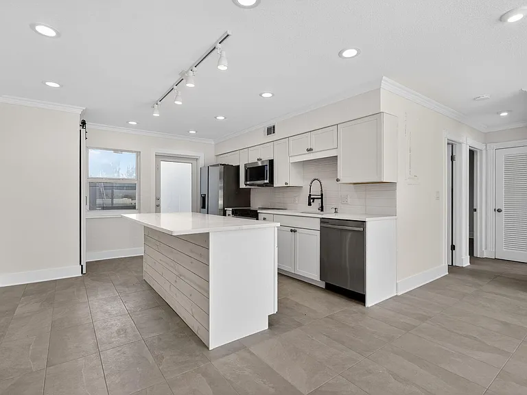 624 Southwind Cir #3 — Photo 19