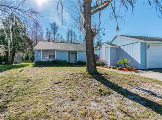 3271 Fox Lake Dr, Tampa, FL 33618