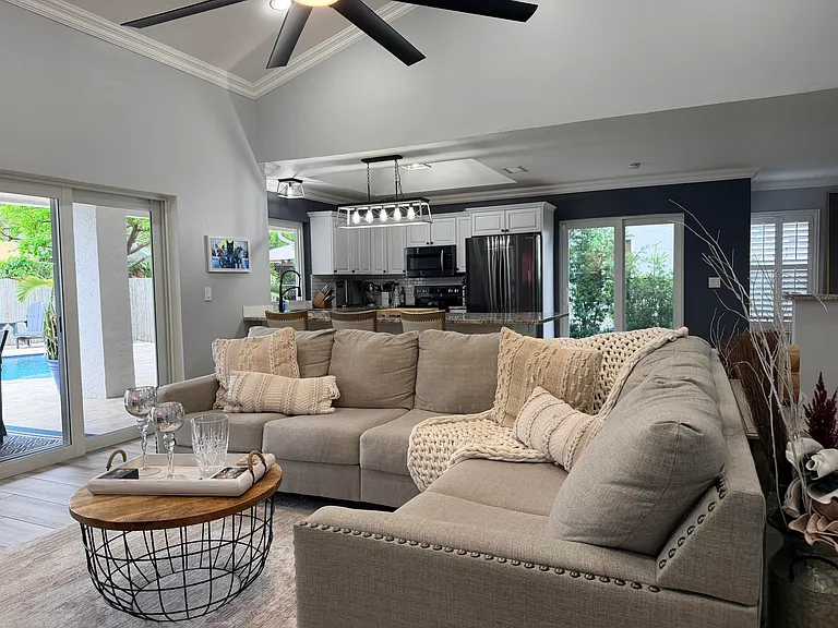 5142 NW 43rd Ave — Photo 11