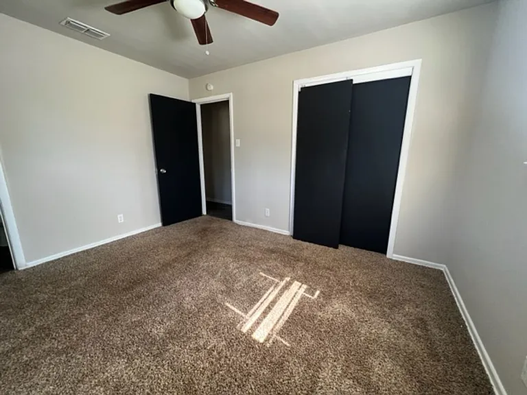 2333 Marsalis Dr — Photo 15