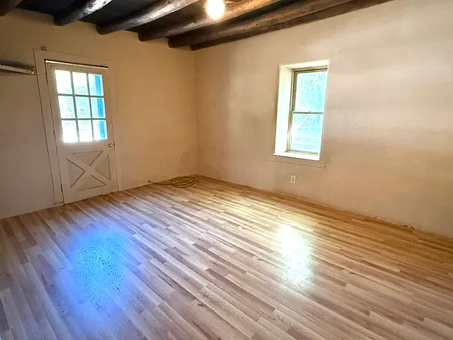 1 bed, 600 sqft, $975 — Photo 3