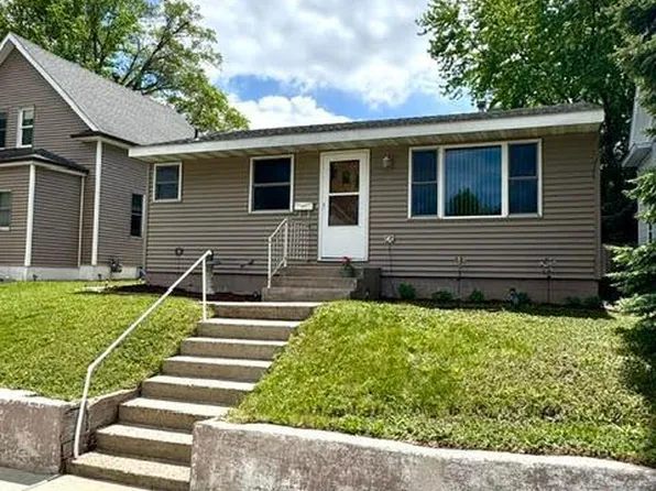 206 Elm Ave SE, Montgomery, MN 56069