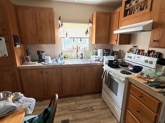 3rd image of 8096 County Line Rd