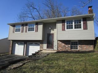 206 E White Oak St, Delmont, PA