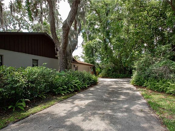 4th image of 310 Wilson Place Dr