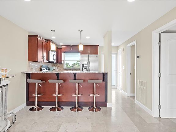 2nd image of 1511 SE 15 Court #304