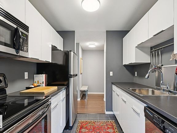 5th image of 10838 108th St NW #303