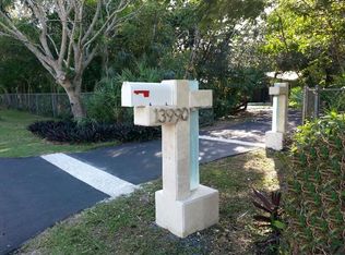 13990 SW 97th Ave, Miami, FL 33176