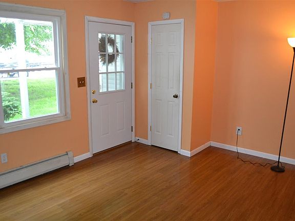 5th image of 27-9 Nine Warsaw Ave