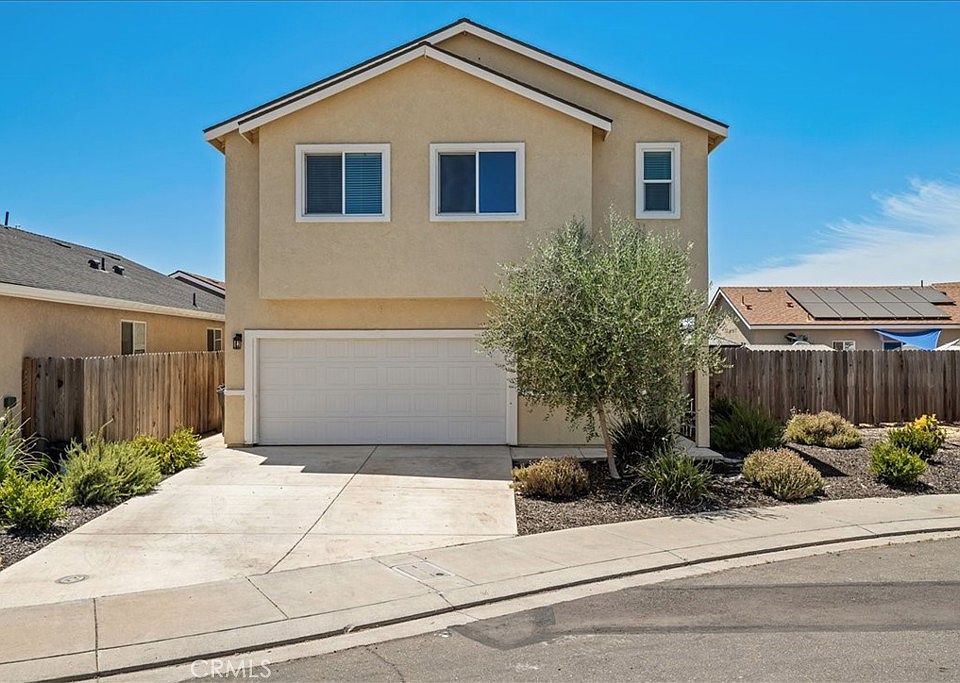 1st image of 523 Barcelona Ct