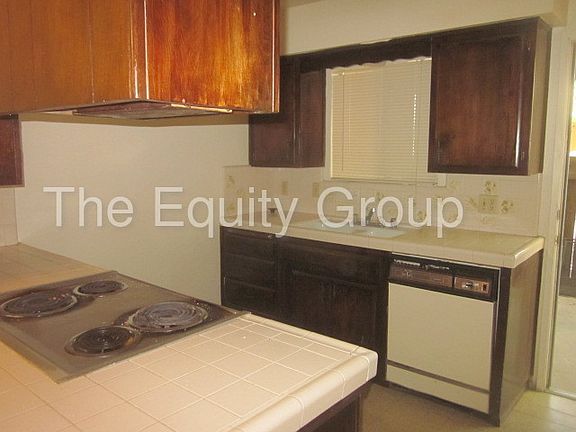 4th image of 2532 W Victor Ave