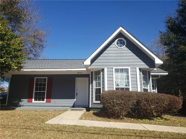 9290 Maplewood Dr, Mobile, AL 36695